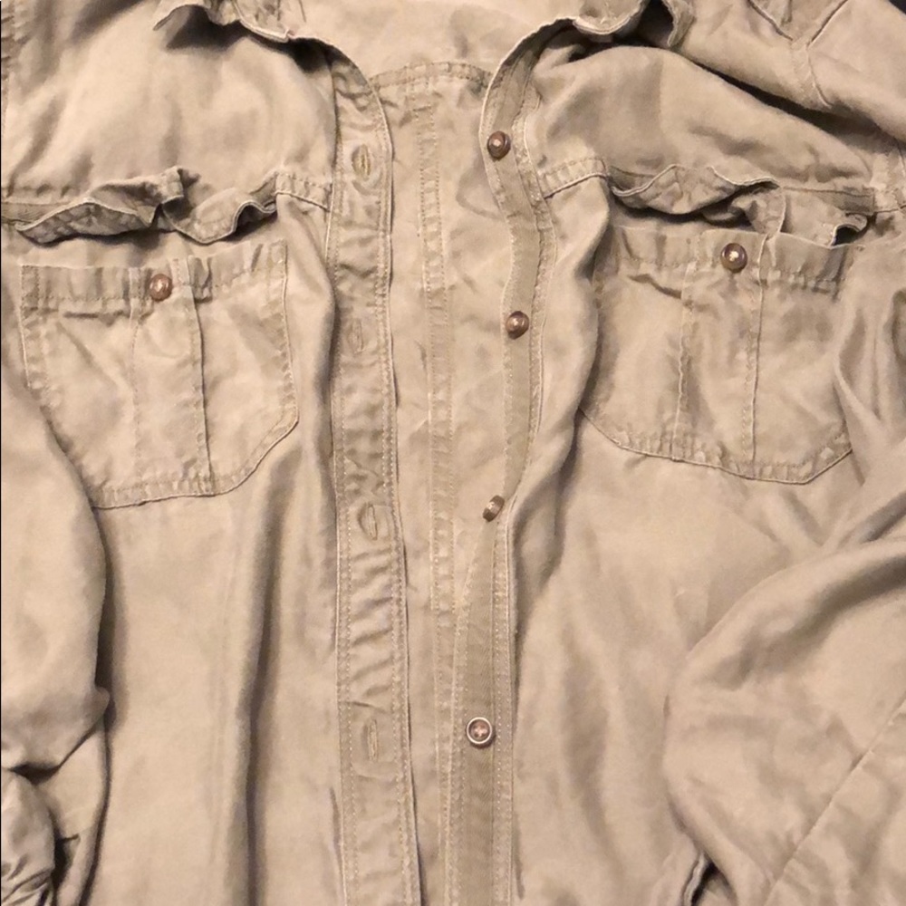 Shirt - Picture 2 of 3